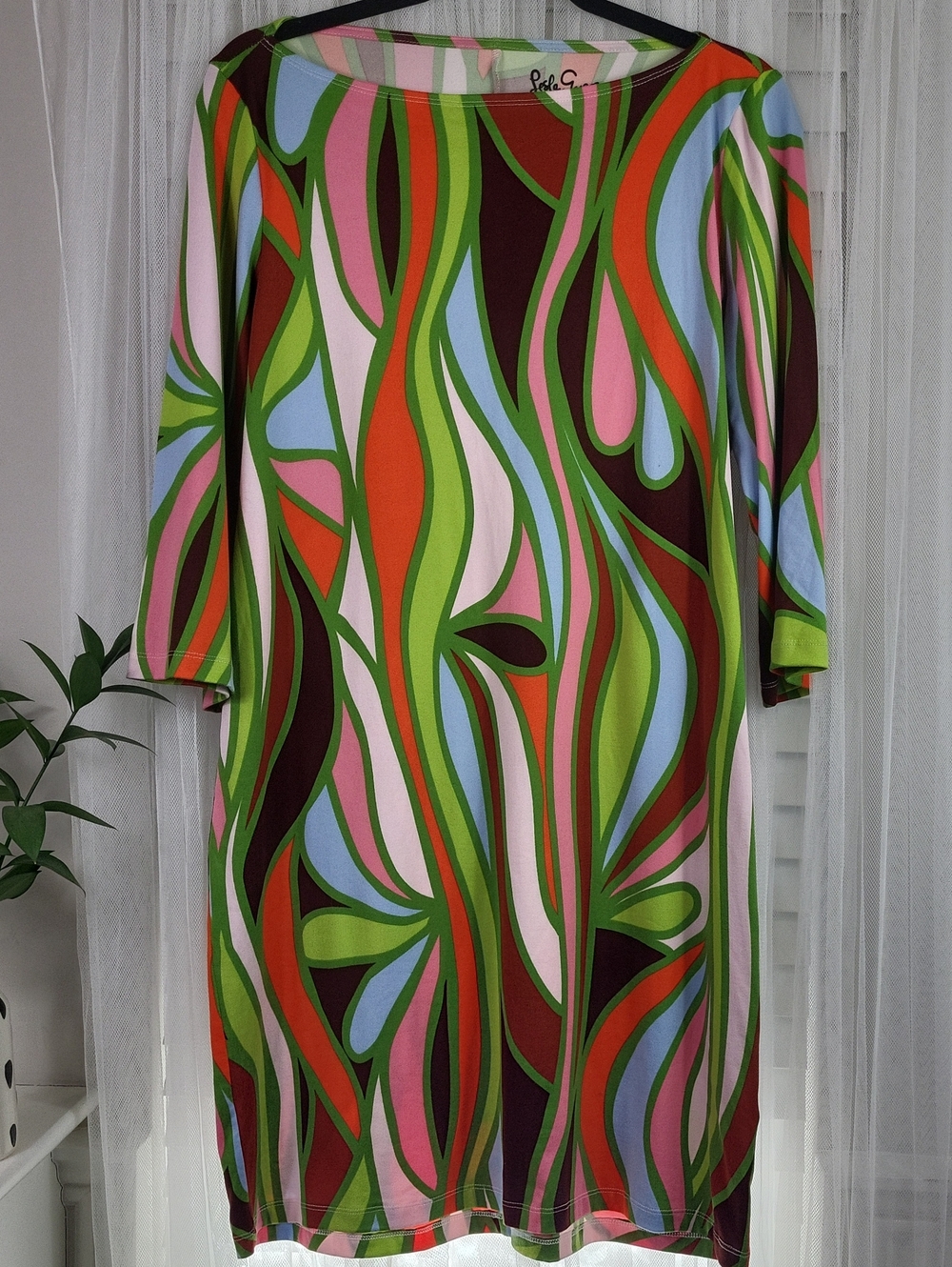 Lesley Evers Abstract Multicolor Shift Dress 3/4 sleeves. Size M